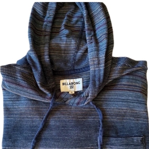 Billabong Bundle Set of 2 Hoodie Pullover Fleece
Sweaters, Size S - Picture 11 of 13
